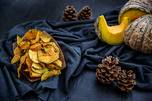포토 JPG 해외이미지 문화 음식 조각 백그라운드 다이어트 채소 호박 디저트 건조 요리 미술 사람없음 목재 뷰티 노란색 튀김 신선 달콤 맛 굽기 깨 구성 이국적 해외포토 나무 컬러 컨셉 식재료 재료 문화예술 건강 조미료 구이 파일형식 이미지허브