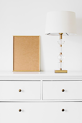 포토 JPG 해외이미지 액자 실내 사람없음 인테리어 스탠드 서랍장 목업 수면등 해외포토 디자인 가구 조명 내부 파일형식 이미지허브