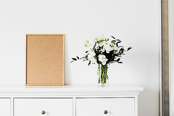 포토 JPG 해외이미지 꽃 액자 실내 사람없음 인테리어 꽃병 서랍장 목업 해외포토 식물 디자인 가구 내부 파일형식 이미지허브