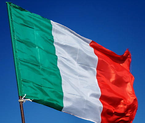 포토 JPG 해외이미지 배너 유럽 스포츠 백그라운드 곡선 하늘 기념 사람없음 초록색 파란색 축구 이탈리아 덮개 깃발 로마 실크 심볼 사인 군용 깃대 잔물결 전국 정부 추모 표준 해외포토 나라 물결 선 컬러 군대 구기 뚜껑 직물 파일형식 이미지허브