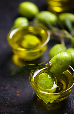 포토 JPG 해외이미지 잎 과일 사람없음 아웃포커스 초록색 올리브오일 올리브 해외포토 식물 열매 컬러 촬영기법 기름_음식 파일형식 이미지허브