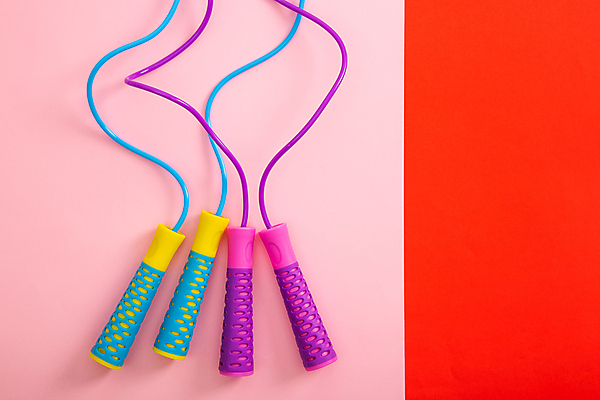 포토 JPG 해외이미지 실내 사람없음 오브젝트 줄넘기 빨간배경 분홍색배경 해외포토 분홍색 백그라운드 내부 빨간색 운동 파일형식 이미지허브