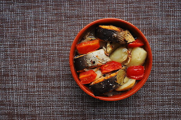 포토 JPG 해외이미지 접시 음식 조각 감자 건강 어류 스테이크 요리 사람없음 식당 저녁식사 신선 뜨거움 오븐 그릴 굽기 해산물 준비 연어 건강식 점심식사 해외포토 식기 채소 주방용품 서양음식 상점 식사 수중동물 가전제품 구이 파일형식 이미지허브