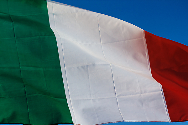 포토 JPG 해외이미지 배너 곡선 바람 기념 사람없음 덮개 깃발 실크 심볼 사인 군용 정부 표준 해외포토 자연요소 선 날씨 군대 뚜껑 직물 파일형식 이미지허브