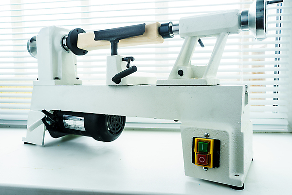 포토 JPG 해외이미지 직업 손 산업 백그라운드 기술 취미 사람없음 목재 기계 장비 기구 도구 공구 업무 작업 작업실 제조 목수 서식 목공예 장인 되감기 솜씨 수목 재주꾼 조작 해외포토 나무 재료 신체부위 공예 파일형식 이미지허브