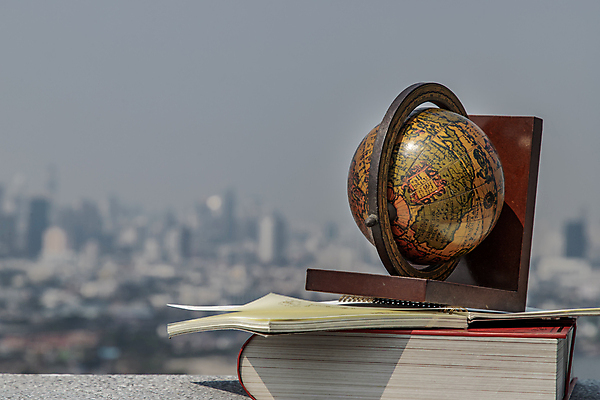 포토 JPG 해외이미지 백그라운드 사람없음 아웃포커스 책 지구본 탐험 골동품 도시 빈티지 클래식 오브젝트 복고 해외포토 컨셉 촬영기법 파일형식 이미지허브