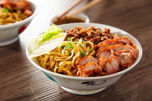 포토 JPG 해외이미지 전통 접시 아시아 음식 거리 돼지고기 요리 동양인 사람없음 저녁식사 중국 면 아침식사 굽기 국수 지역 말레이시아 점심식사 인기 해외포토 식기 나라 육류 인종 식사 면류 구이 파일형식 이미지허브