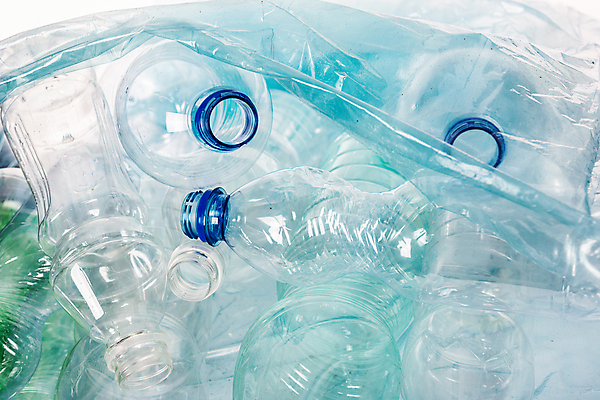 포토 JPG 해외이미지 산업 음료 백그라운드 컨셉 패턴 아이디어 건강 사람없음 물 반려동물 컬러풀 글로벌 환경 재활용 쓰레기통 투명 선택 보호 쓰레기 폐기물 상품 컨테이너 플라스틱 질감 재활용품 낭비 찌그러짐 생태학 줄이기 중고 해외포토 자연요소 동물 교육 컬러 무늬 모션 재질 친환경 파일형식 이미지허브