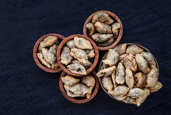 포토 JPG 해외이미지 음식 백그라운드 다이어트 태국 디저트 요리 사람없음 갈색 튀김 아침식사 먹기 성분 폭식 특징 페스츄리 해외포토 아시아 빵 컬러 모션 건강 식사 파일형식 이미지허브