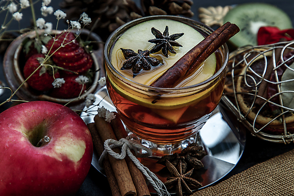 포토 JPG 해외이미지 꽃 음료 조각 백그라운드 오렌지 과일 재료 유리 딸기 건강 키위 사람없음 컵 물 뷰티 숟가락 검은색 식사 시골 신선 뜨거움 고급 달콤 맛 사과 찻주전자 유기농 아로마 향 내추럴 구성 숙성 시나몬 정물화 핸드메이드 해외포토 자연요소 식물 식기 웰빙 컬러 컨셉 재질 주전자 수저 그림 파일형식 이미지허브