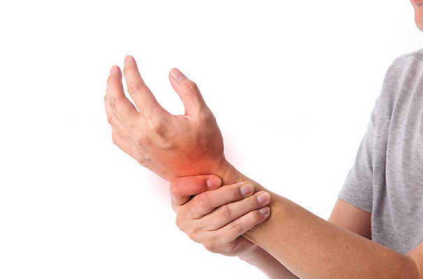 포토 JPG 해외이미지 남자 실내 한명 동양인 상반신 성인 옆모습 고통 잡기 흰배경 성인남자한명만 손목통증 해외포토 1 감정 뷰포인트 백그라운드 모션 사람 인종 내부 흰색 남자한명만 성인남자만 파일형식 이미지허브