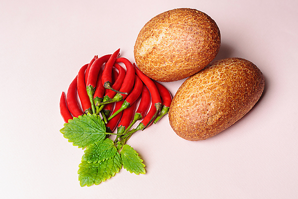 포토 JPG 해외이미지 음식 고추 새로움 파프리카 실내 건강 사람없음 빨간색 초록색 갈색 식사 시골 신선 뜨거움 양념 황금 횡단보도 인스턴트 낟알 밀 굽기 향신료 날카로움 덩어리 건강식 연소 번 숙성 영양분 정물화 해외포토 빵 컬러 컨셉 채소 곡류 내부 보행로 구이 그림 향미료 파일형식 이미지허브