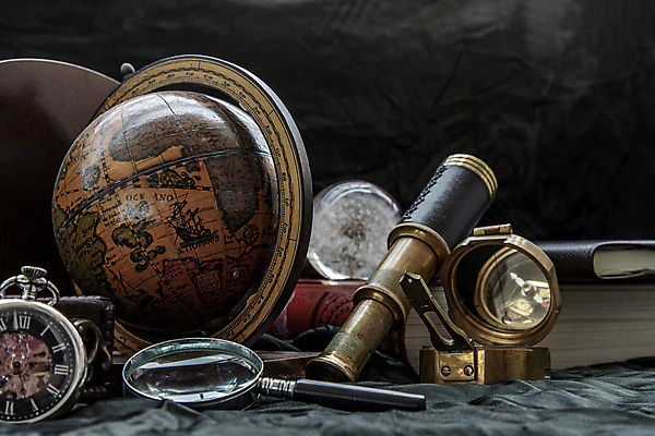 포토 JPG 해외이미지 돋보기 사람없음 책 지구본 망원경 골동품 빈티지 클래식 나침반 오브젝트 복고 회중시계 해외포토 시계 컨셉 파일형식 이미지허브