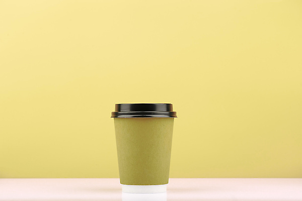 포토 JPG 해외이미지 실내 사람없음 화장품 스킨케어 공병 노란배경 목업 해외포토 백그라운드 내부 뷰티 노란색 병_담는 파일형식 이미지허브