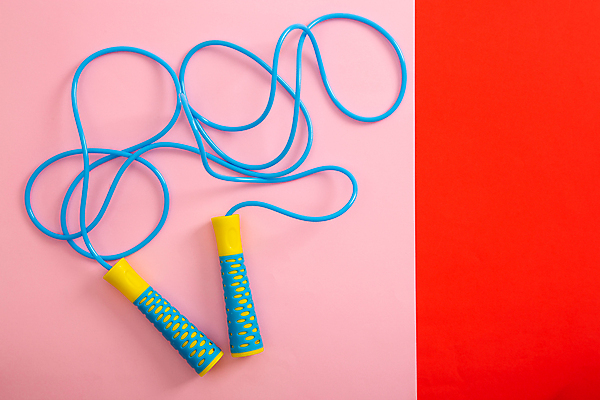 포토 JPG 해외이미지 실내 사람없음 오브젝트 줄넘기 빨간배경 분홍색배경 해외포토 분홍색 백그라운드 내부 빨간색 운동 파일형식 이미지허브