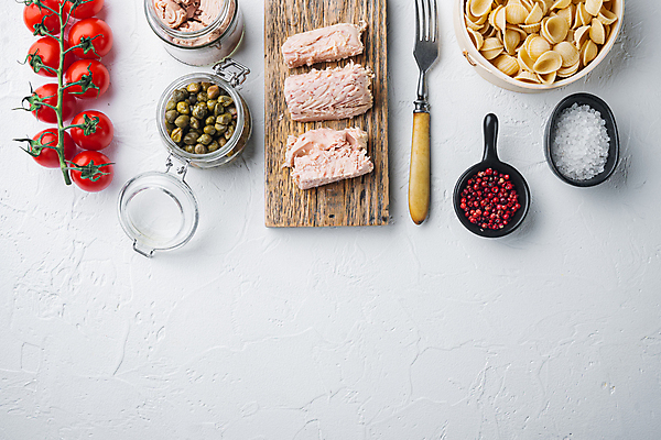 포토 JPG 해외이미지 음식 바다 재료 자연 유리 어류 사람없음 공백 껍질 신선 항아리 투명 캔 상품 밀 참치 해산물 흰배경 유기농 수납 성분 통조림 병조림 생식 핸드메이드 카피스페이스 해외포토 웰빙 백그라운드 재질 곡류 수중동물 흰색 도자기 생태계 파일형식 이미지허브