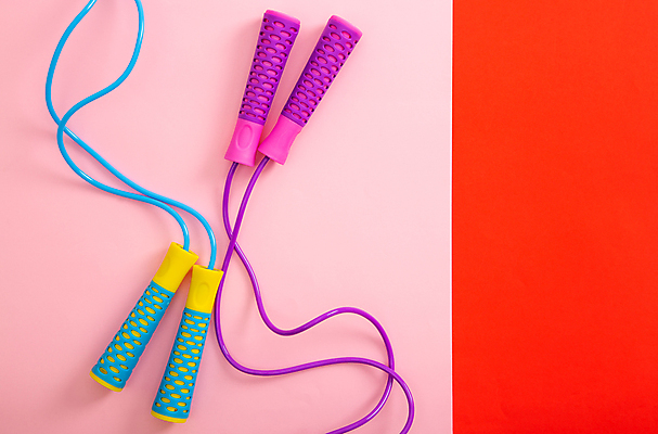 포토 JPG 해외이미지 실내 사람없음 오브젝트 줄넘기 빨간배경 분홍색배경 해외포토 분홍색 백그라운드 내부 빨간색 운동 파일형식 이미지허브