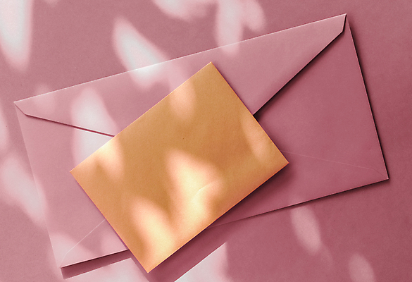 포토 JPG 해외이미지 종이 편지봉투 그림자 사람없음 햇빛 그늘 감성 연분홍색 카피스페이스 해외포토 분홍색 컨셉 봉투 태양 공백 편지 파일형식 이미지허브