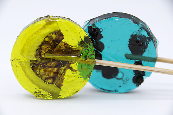 포토 JPG 해외이미지 열매 음식 백그라운드 아침 디저트 막대사탕 사탕 사람없음 컬러풀 노란색 과자 흰색 원형 막대기 달콤 맛 핥기 레몬 건포도 터키석 해외포토 주간 도형 식물 컬러 컨셉 과일 모션 포도 보석 건과일 파일형식 이미지허브