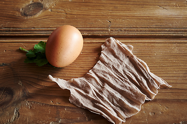 포토 JPG 해외이미지 식물 전통 계절 음식 잎 자연 탁자 양파 휴가 부활절 사람없음 목재 초록색 갈색 계란 봄 껍질 시골 축하 신선 심볼 피부 준비 생태계 날것 스타킹 내추럴 방법 핸드메이드 해외포토 나무 옷 기념일 컬러 가구 컨셉 채소 재료 신체부위 알 파일형식 이미지허브