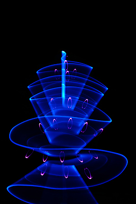 포토 JPG 해외이미지 모양 디자인 백그라운드 이동 패턴 곡선 일러스트 벽지 추상 미래 창조 미술 사람없음 그래픽 장식 파란색 빛 컬러풀 검은색 어둠 활발 에너지 램프 칼 역동적 네온 광 스타일 주도 카피스페이스 효과 해외일러스트 선 컬러 컨셉 무늬 문화예술 조명 공백 예절 파일형식 이미지허브