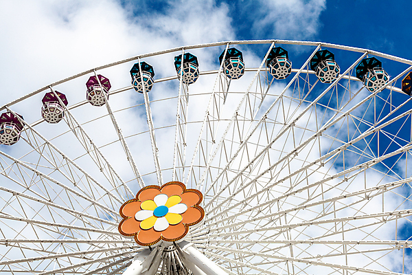 포토 JPG 해외이미지 주간 하늘 사람없음 야외 놀이공원 대관람차 해외포토 자연요소 테마파크 놀이기구 파일형식 이미지허브