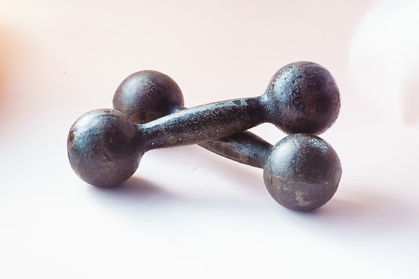 포토 JPG 해외이미지 모양 라이프스타일 스포츠 백그라운드 컨셉 신체 다이어트 근육 건강 사람없음 건물 운동 약 금속 검은색 힘 아령 장비 기차 흰색 무게 몸무게 보디빌딩 철 연습 측정 오브젝트 고민 체육관 에어로빅 파운드 무거움 고립 돌봄 리프팅 적자 철강 해외포토 건축물 감정 육상교통 컬러 돈 의학 모션 재질 대중교통 생활 헬스 춤 파일형식 이미지허브