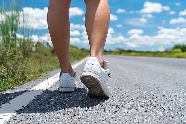포토 JPG 해외이미지 라이프스타일 여자 남자 도로 스포츠 여행 운동화 신발 컨셉 모션 거리 건강 서기 사람 성인 사람없음 야외 운동복 조깅 산책 수확 청바지 도시 오솔길 연습 속도 복고 바둑 단계 방법 양발 스타일 해외포토 옷 길 농업 바지 교통시설 놀이 휴식 생활 운동 파일형식 이미지허브