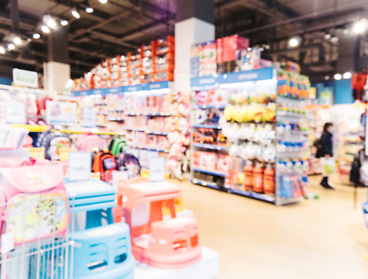 포토 JPG 해외이미지 선반 실내 창조 사람없음 내부 아웃포커스 장식 장난감 상점 아기용품 소프트포커스 쇼핑몰 통로 보케 마트 블러 블러효과 어린이용품 해외포토 가구 촬영기법 오브젝트 파일형식 효과 이미지허브