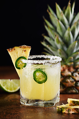 포토 JPG 해외이미지 잔 사람없음 칵테일 과실주 파인애플 라임 브랜디 할라피뇨 해외포토 식기 과일 고추 주류 열대과일 파일형식 이미지허브