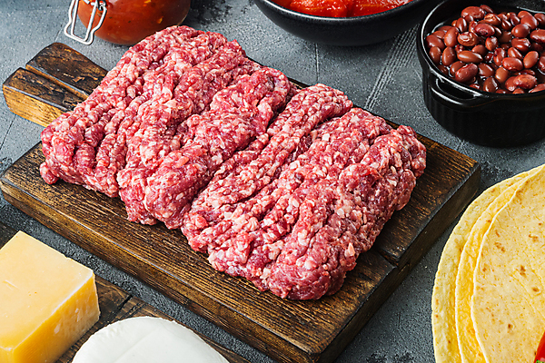 포토 JPG 해외이미지 전통 음식 채소 재료 회색배경 치즈 샌드위치 건강 육류 옥수수 요리 사람없음 식사 치킨 신선 살사소스 핸드메이드 해외포토 백그라운드 식재료 유제품 곡류 회색 소스_음식 닭고기요리 파일형식 이미지허브