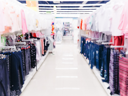 포토 JPG 해외이미지 옷 백그라운드 선반 실내 사람없음 내부 아웃포커스 상점 소프트포커스 통로 보케 쇼 옷가게 마트 블러 블러효과 어린이옷 의류샵 해외포토 가구 촬영기법 파일형식 효과 이미지허브