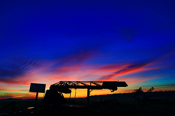 포토 JPG 해외이미지 구름 여행 백그라운드 오렌지 자연 벽지 하늘 날씨 추상 휴가 풍경 사람없음 파란색 빛 컬러풀 뷰티 노란색 일출 어둠 기계 침묵 황혼 일몰 새벽 젖음 슬픔 분위기 야간 저녁 천국 스카이라인 빛망울 수평선 해외포토 자연요소 감정 컬러 컨셉 무늬 과일 노을 소리 생태계 파일형식 이미지허브