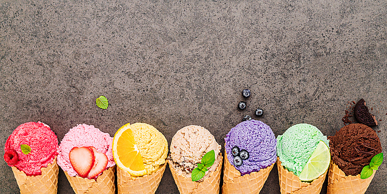 포토 JPG 해외이미지 오렌지 딸기 사람없음 초콜릿 견과류 블루베리 산딸기 라임 아이스크림콘 콘아이스크림 카피스페이스 해외포토 과일 아이스크림 디저트 공백 콘 파일형식 이미지허브