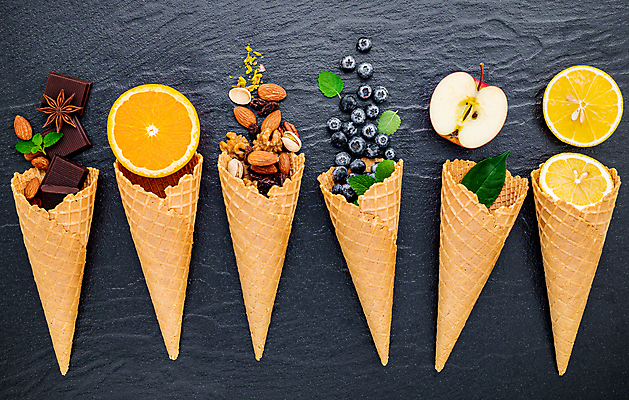 포토 JPG 해외이미지 오렌지 사람없음 초콜릿 견과류 사과 레몬 블루베리 아이스크림콘 해외포토 과일 디저트 콘 파일형식 이미지허브