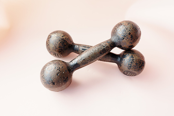 포토 JPG 해외이미지 모양 라이프스타일 스포츠 백그라운드 컨셉 신체 다이어트 근육 건강 사람없음 건물 운동 약 금속 검은색 힘 아령 장비 기차 흰색 무게 몸무게 보디빌딩 철 연습 측정 오브젝트 고민 체육관 에어로빅 파운드 무거움 고립 돌봄 리프팅 적자 철강 해외포토 건축물 감정 육상교통 컬러 돈 의학 모션 재질 대중교통 생활 헬스 춤 파일형식 이미지허브