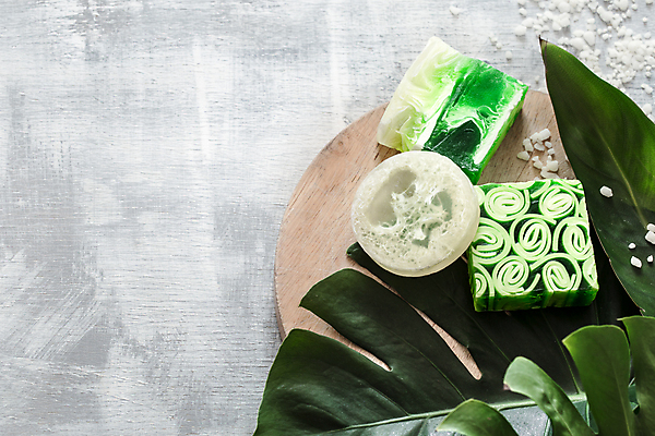 포토 JPG 해외이미지 사람없음 하이앵글 오브젝트 스파용품 바디케어 수제비누 열대잎 입욕소금 해외포토 뷰포인트 잎 스파 미용용품 소금 비누 파일형식 이미지허브