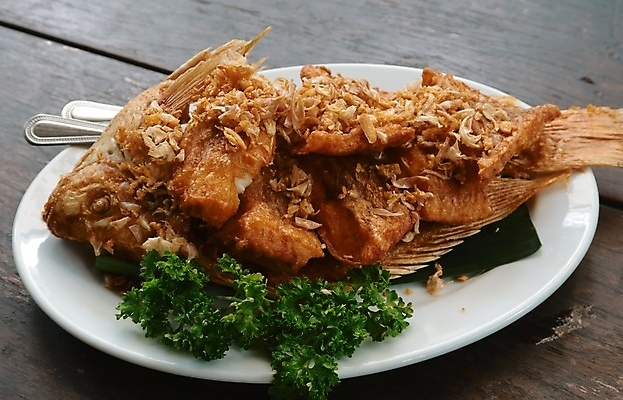 포토 JPG 해외이미지 접시 음식 백그라운드 채소 탁자 건강 마늘 육류 어류 요리 사람없음 목재 식당 식사 저녁식사 튀김 흰색 신선 맛 그릴 바비큐 굽기 먹기 점심식사 해외포토 나무 식기 컬러 가구 컨셉 식재료 재료 모션 주방용품 상점 수중동물 구이 파일형식 이미지허브