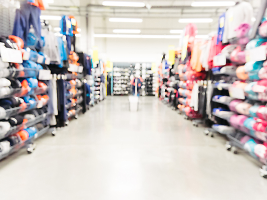 포토 JPG 해외이미지 라이프스타일 스포츠용품 백그라운드 실내 사람없음 내부 상점 상품 소프트포커스 쇼핑몰 통로 보케 옷가게 마트 슈퍼마켓 블러 블러효과 의류샵 해외포토 옷 스포츠 촬영기법 생활 오브젝트 파일형식 효과 이미지허브