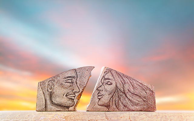 포토 JPG 해외이미지 커플 여자 남자 행복 감정 얼굴 결혼 백그라운드 컨셉 가족 관계 하늘 결혼식 휴가 함께함 발렌타인데이 사랑 미술 사람 사람없음 일몰 신혼여행 그리기 스케치 그림 손그림 깨짐 이혼 몽환 해외포토 모션 데이이벤트 문화예술 이벤트 신체부위 노을 파일형식 이미지허브