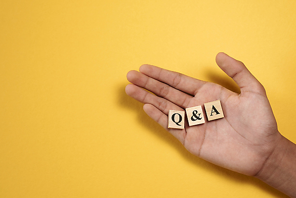 포토 JPG 해외이미지 손 컨셉 지도 비즈니스 가이드 텍스트 통신 아이디어 사람없음 목재 단어 정보 잡기 도움 토론 질문 편지 고객 큐브 서비스 검색 상담 A 문제 문제풀이 보여주기 온라인 해결 의문 의심 요청 대답 설문지 응답 조언 지원 헬프 혼란 브레인스토밍 해외포토 나무 직업 문자 알파벳 감정 재료 모션 신체부위 파일형식 이미지허브