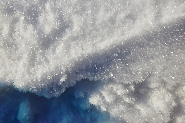 포토 JPG 해외이미지 조각 곡선 벽지 추상 새로움 그림자 사람없음 가로 빛 컬러풀 태양 우주 얼음 공백 추위 흰색 점 눈송이 매끈함 그늘 시원함 크리스탈 가루 순수 질감 부드러움 반투명 울퉁불퉁 평야 해외포토 자연요소 선 컬러 컨셉 무늬 자연 눈_날씨 감각 광석 파일형식 이미지허브