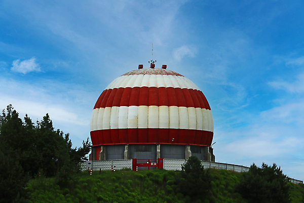포토 JPG 해외이미지 모양 구름 전통 유럽 십자가 건축양식 창문 하늘 풍경 사람없음 건물 초록색 여름 파란색 노란색 교회 맑음 화목 사찰 역사 황금 즐거움 서식 숭배 신앙심 우크라이나 해외포토 자연요소 건축물 계절 건축 감정 나라 컬러 컨셉 종교건축 날씨 파일형식 이미지허브