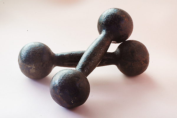 포토 JPG 해외이미지 모양 라이프스타일 스포츠 백그라운드 컨셉 신체 다이어트 근육 건강 사람없음 건물 운동 약 금속 검은색 힘 아령 장비 기차 흰색 무게 몸무게 보디빌딩 철 연습 측정 오브젝트 고민 체육관 에어로빅 파운드 무거움 고립 돌봄 리프팅 적자 철강 해외포토 건축물 감정 육상교통 컬러 돈 의학 모션 재질 대중교통 생활 헬스 춤 파일형식 이미지허브