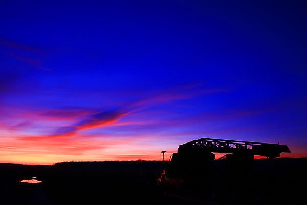 포토 JPG 해외이미지 여행 백그라운드 오렌지 자연 벽지 하늘 날씨 추상 휴가 사람없음 파란색 빛 컬러풀 뷰티 노란색 일출 어둠 기계 침묵 황혼 일몰 새벽 젖음 슬픔 분위기 야간 저녁 천국 스카이라인 빛망울 수평선 해외포토 자연요소 감정 컬러 컨셉 무늬 과일 노을 소리 생태계 파일형식 이미지허브
