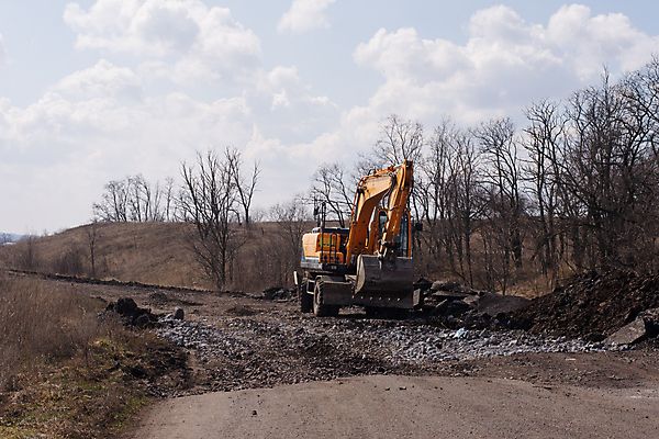 포토 JPG 해외이미지 직업 산업 도로 지구 모래 비즈니스 사람없음 야외 건물 가로 노란색 힘 기계 장비 업무 작업 고속도로 엔지니어 수리 땅 불도저 굴착기 삽 발굴 국자 먼지 연료 트랙터 짐차 층 무거움 공학 개발 계약자 땅바닥 땅파기 해외포토 건축물 교육 길 컬러 교통시설 자동차 주방용품 바닥 중장비 기술자 무게 농기계 계약 특수차량 파일형식 이미지허브