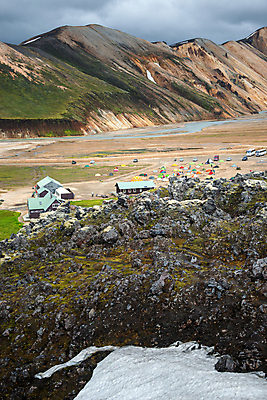 포토 JPG 해외이미지 여행 자국 자동차 자연 산 파노라마 아이슬란드 이끼 사람 풍경 사람없음 야외 여름 컬러풀 걷기 등산 트래킹 하이킹 황무지 위험 캠핑장 배낭여행 빙하 화산 탐사 산악지대 원정 지열 하이커 해외포토 계절 유럽 육상교통 컬러 컨셉 모션 레저 촬영기법 캠핑 생태계 파일형식 이미지허브