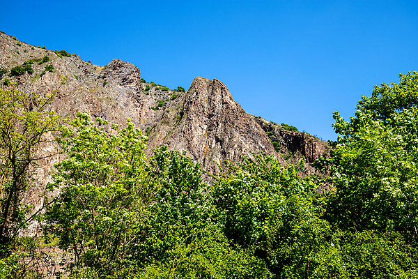 포토 JPG 해외이미지 나무 유럽 스포츠 자국 자연 하늘 산 독일 풍경 사람없음 초록색 파란색 강 맑음 봄 하이킹 언덕 오르기 보호구역 지질학 해외포토 식물 계절 교육 나라 컬러 모션 레저 날씨 생태계 구역 파일형식 이미지허브