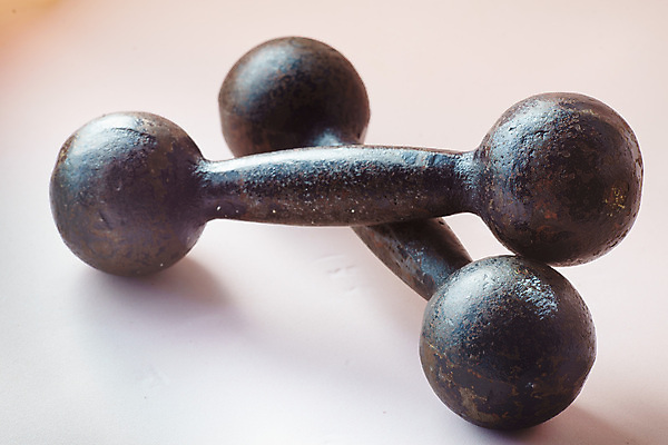 포토 JPG 해외이미지 모양 라이프스타일 스포츠 백그라운드 컨셉 신체 다이어트 근육 건강 사람없음 건물 운동 약 금속 검은색 힘 아령 장비 기차 흰색 무게 몸무게 보디빌딩 철 연습 측정 오브젝트 고민 체육관 에어로빅 파운드 무거움 고립 돌봄 리프팅 적자 철강 해외포토 건축물 감정 육상교통 컬러 돈 의학 모션 재질 대중교통 생활 헬스 춤 파일형식 이미지허브