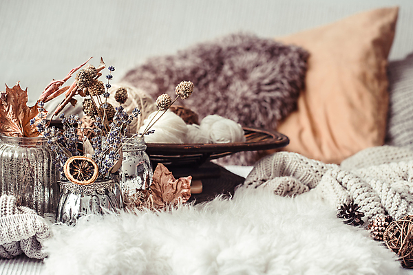 포토 JPG 해외이미지 단풍 낙엽 털 실내 사람없음 아웃포커스 꽃병 오브젝트 실타래 마른잎 해외포토 꽃 잎 촬영기법 내부 파일형식 이미지허브